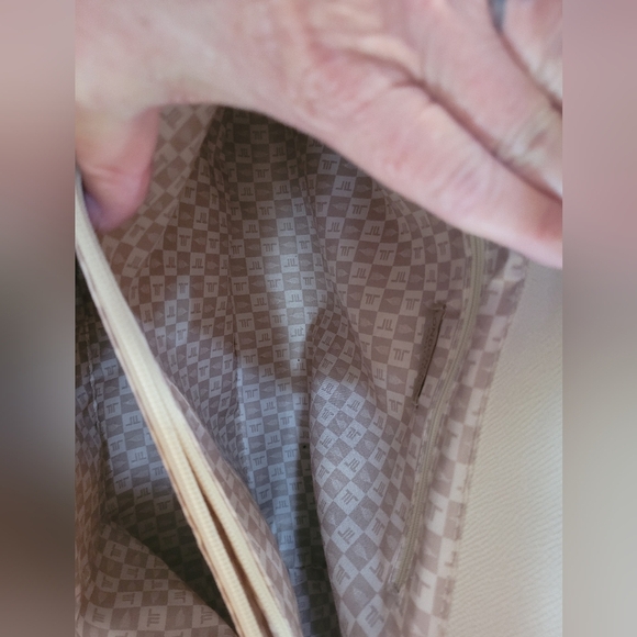 NWT London Fog Lt. Cream Women's Bag/Purse/Satchel 100yr Anniversary Edition - Picture 7 of 7